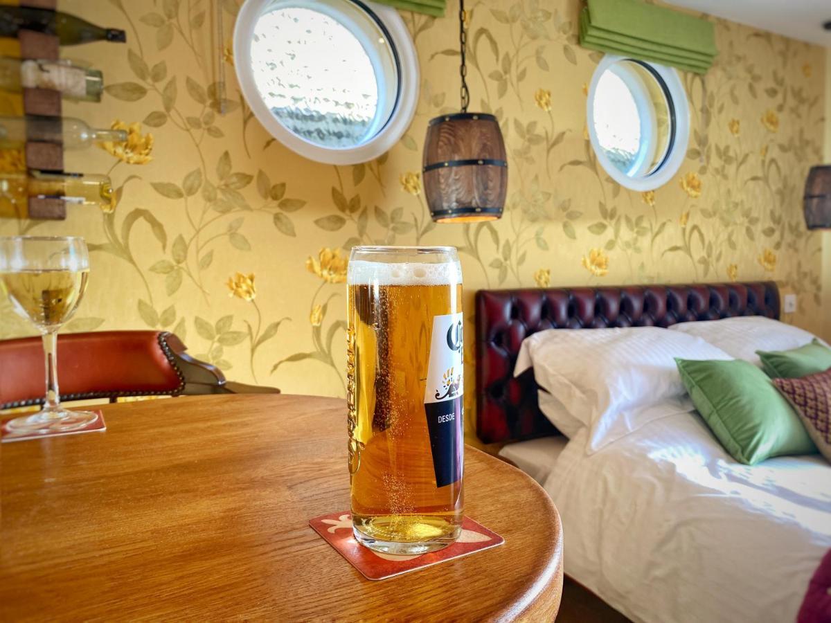 Hambrook House Canterbury - New Luxury Guest House With Espa Spa Complex Dış mekan fotoğraf