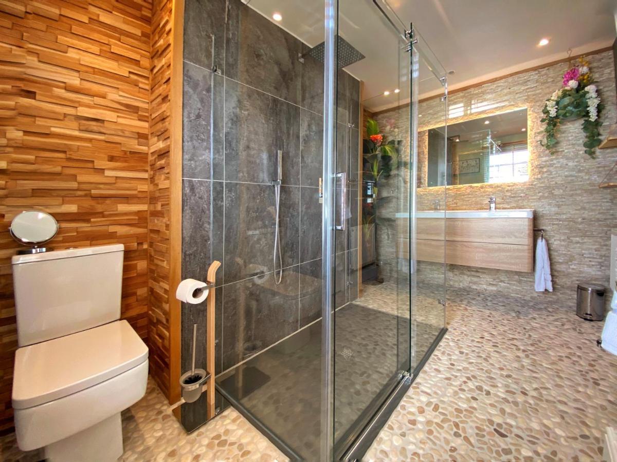 Hambrook House Canterbury - New Luxury Guest House With Espa Spa Complex Dış mekan fotoğraf