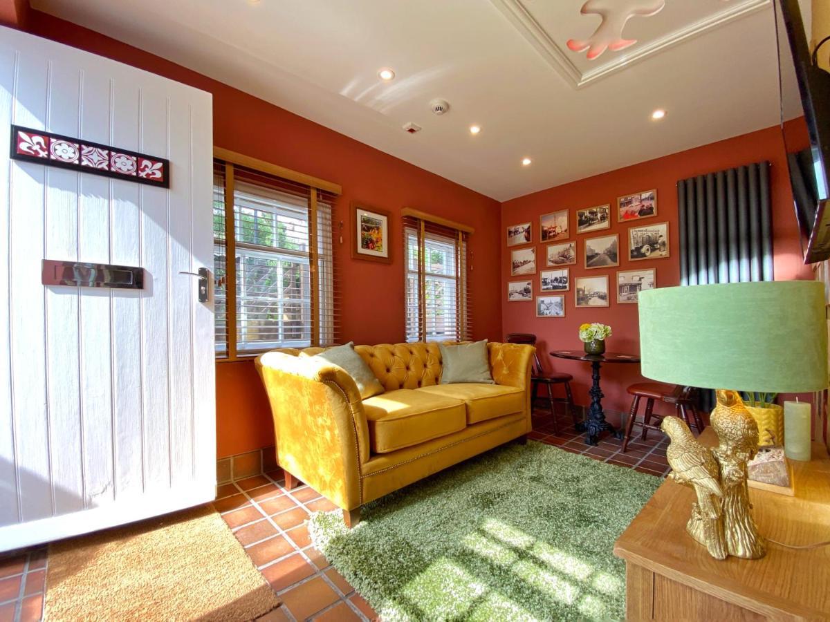 Hambrook House Canterbury - New Luxury Guest House With Espa Spa Complex Dış mekan fotoğraf