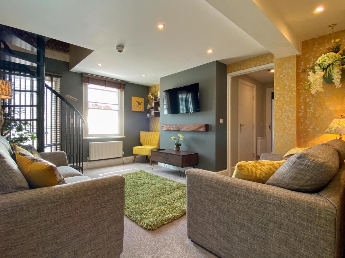 Hambrook House Canterbury - New Luxury Guest House With Espa Spa Complex Dış mekan fotoğraf