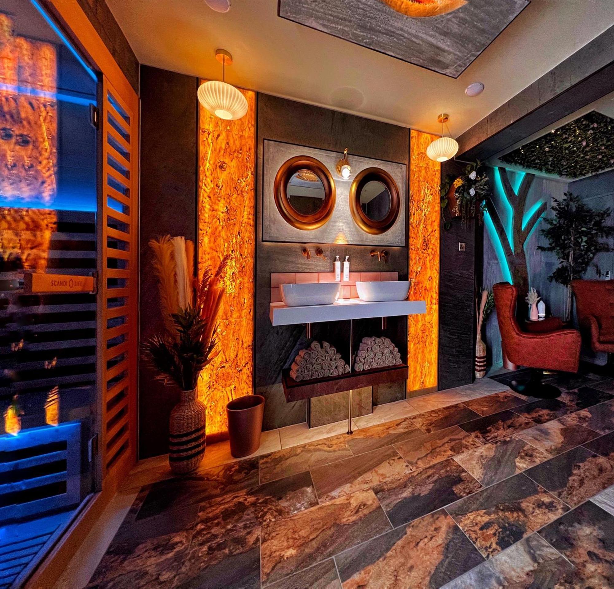Hambrook House Canterbury - New Luxury Guest House With Espa Spa Complex Dış mekan fotoğraf
